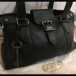 Fossil black leather handbag with magnetic clasp